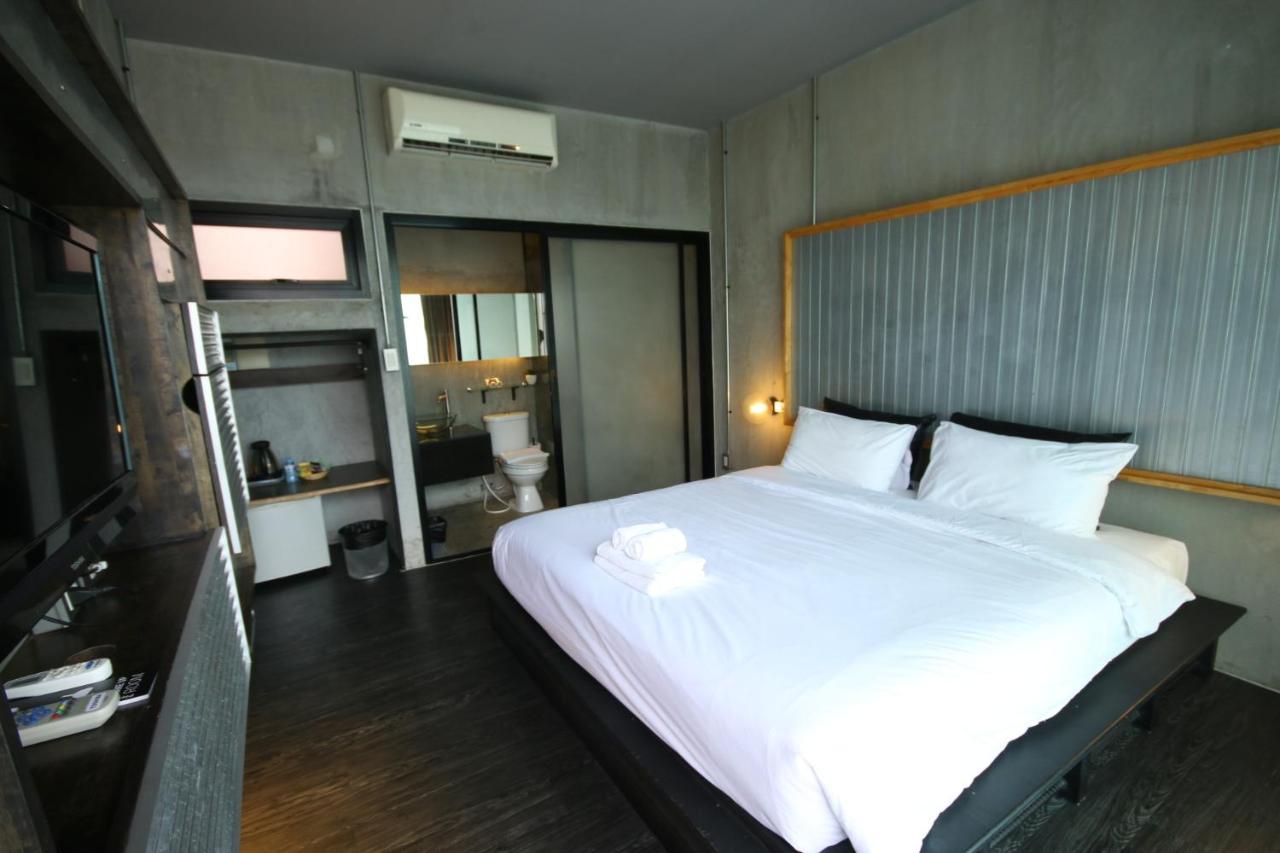 Bed Stop Hotel Chiangmai Chiang Mai Luaran gambar